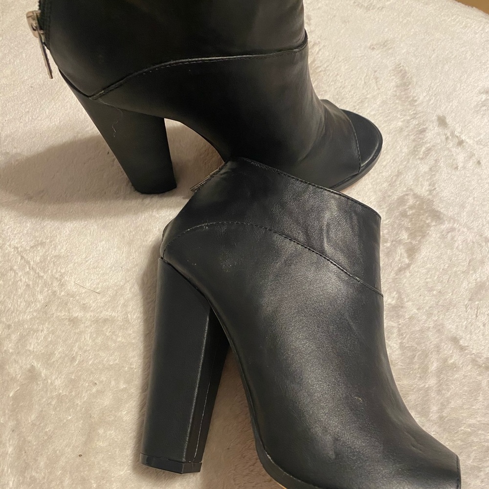 Michael Antonio ankle heel boots